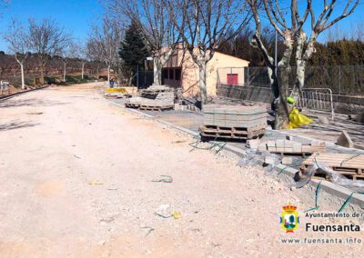 Obras de mejora vía calle de la piscina municipal