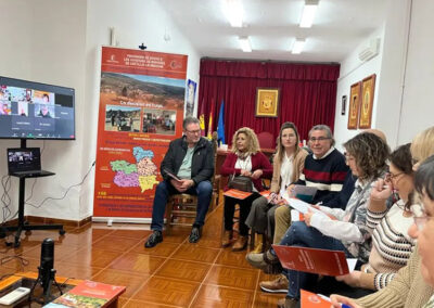 Encuentro de profesionales vinculados a las viviendas de mayores