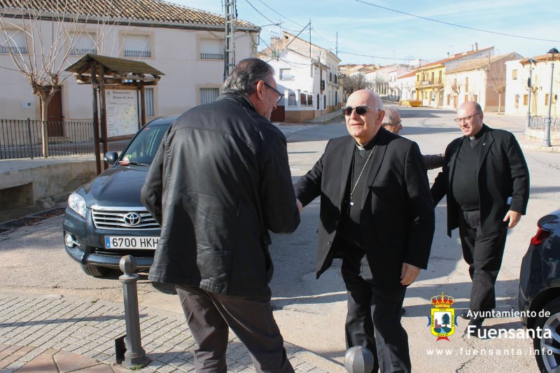 Fuensanta recibe la visita del Obispo de Albacete.
