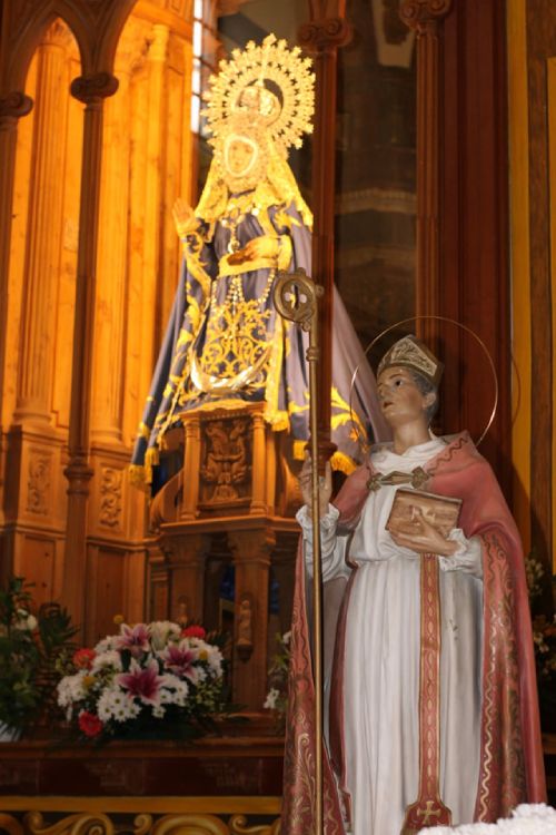 San Gregorio y la Virgen de Los Remedios